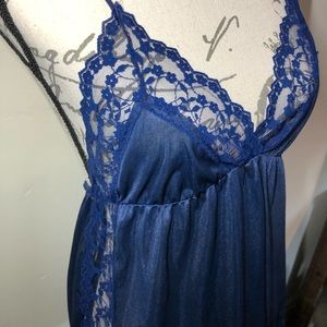 ⭐️5/$25 Medium Blue backless lace teddy pj top